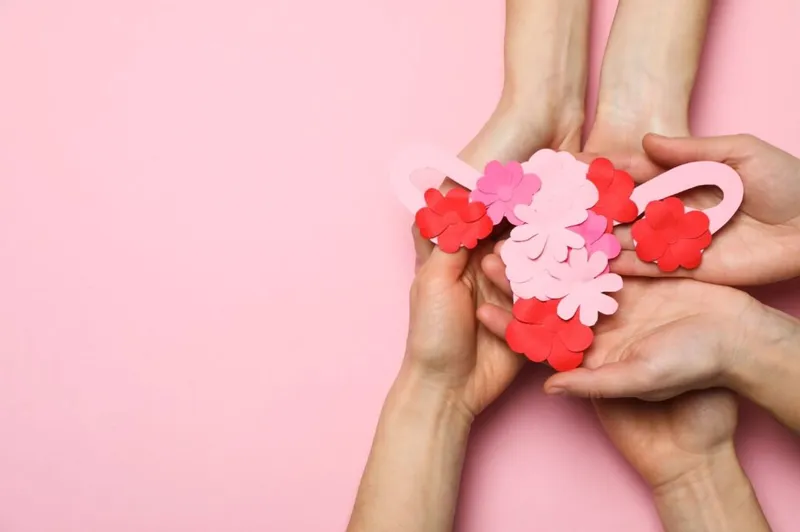 Médecine traditionnelle chinoise et santé féminine : une approche naturelle pour l’équilibre hormonal et le bien-être global